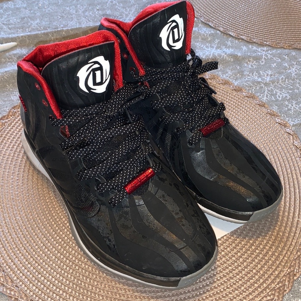 adidas D Rose Black Chicago Finest Size 8.5 Men’s Sneakers